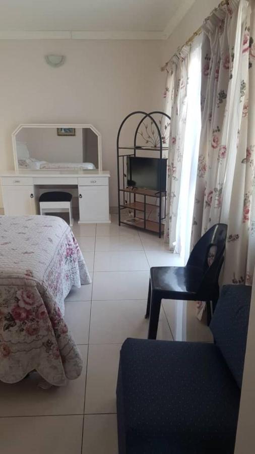 Carlcyn Homestay Gaborone Exteriér fotografie