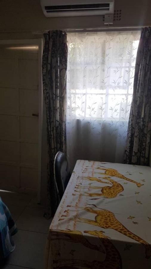 Carlcyn Homestay Gaborone Exteriér fotografie