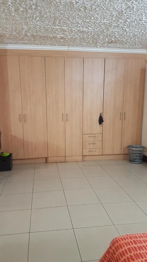 Carlcyn Homestay Gaborone Exteriér fotografie