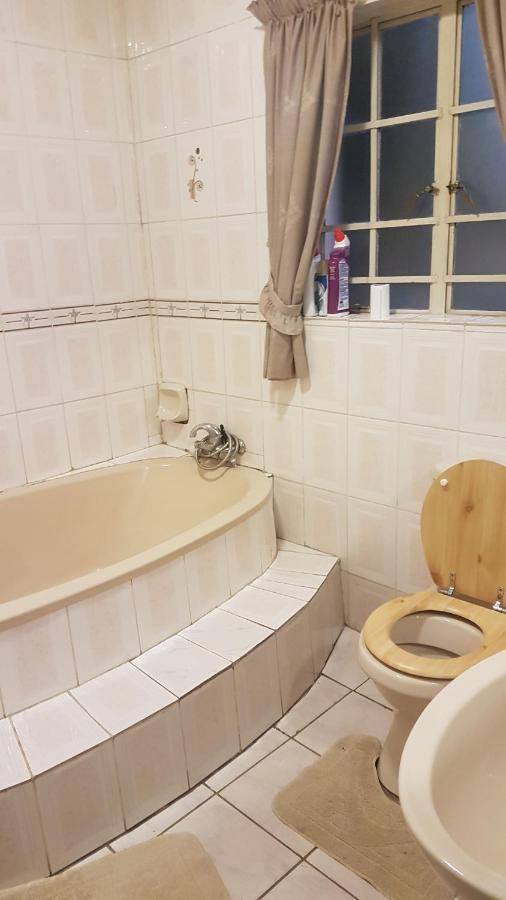 Carlcyn Homestay Gaborone Exteriér fotografie